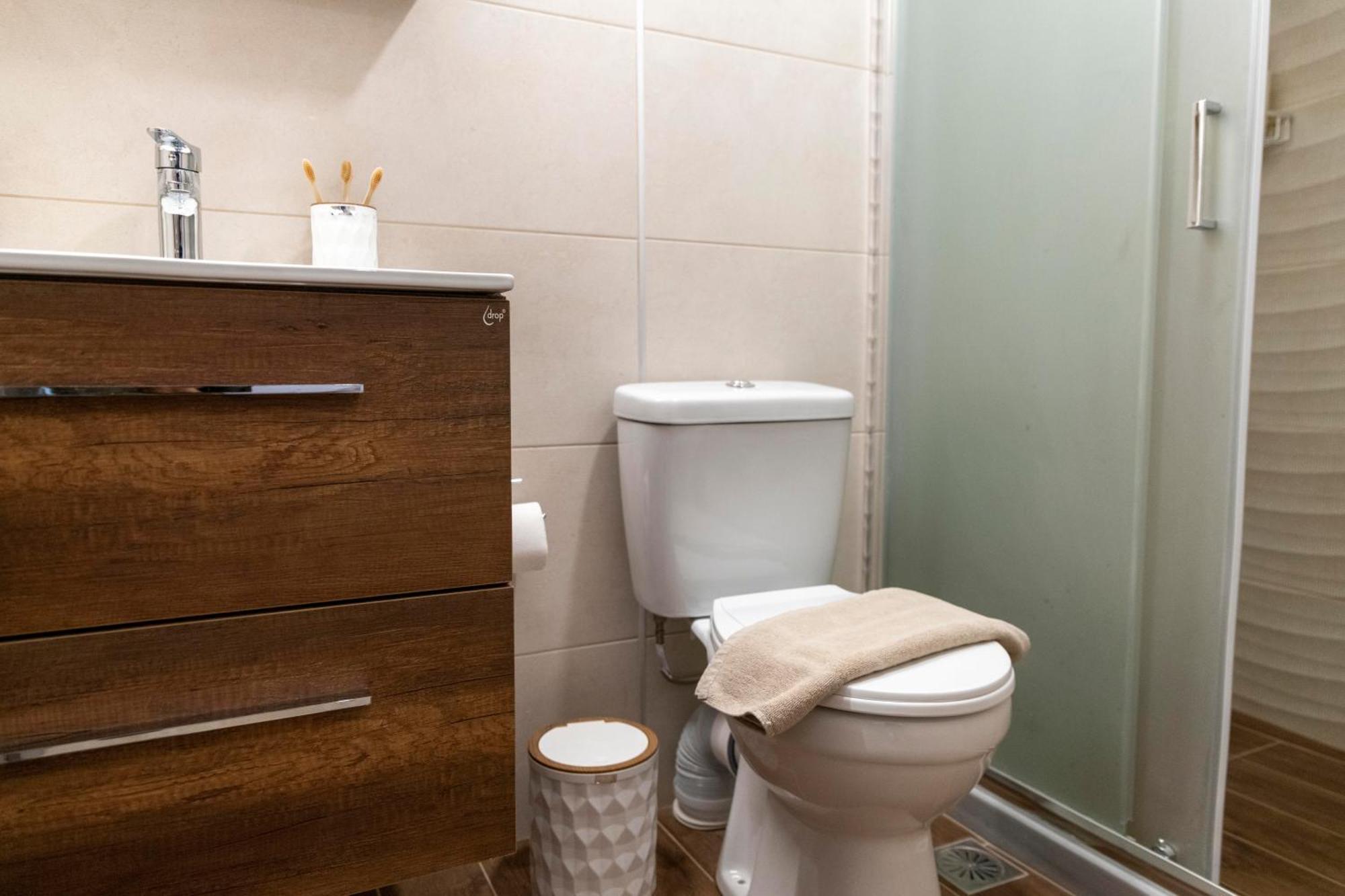 מטלה Georgia Apartment מראה חיצוני תמונה